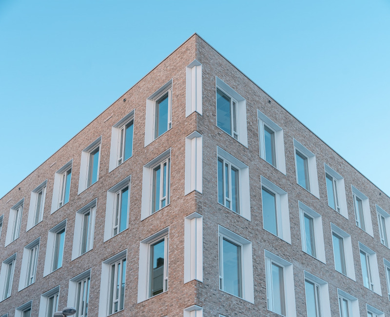 UCP voorzien van prefab aluminium kaders van Meilof Riks bv